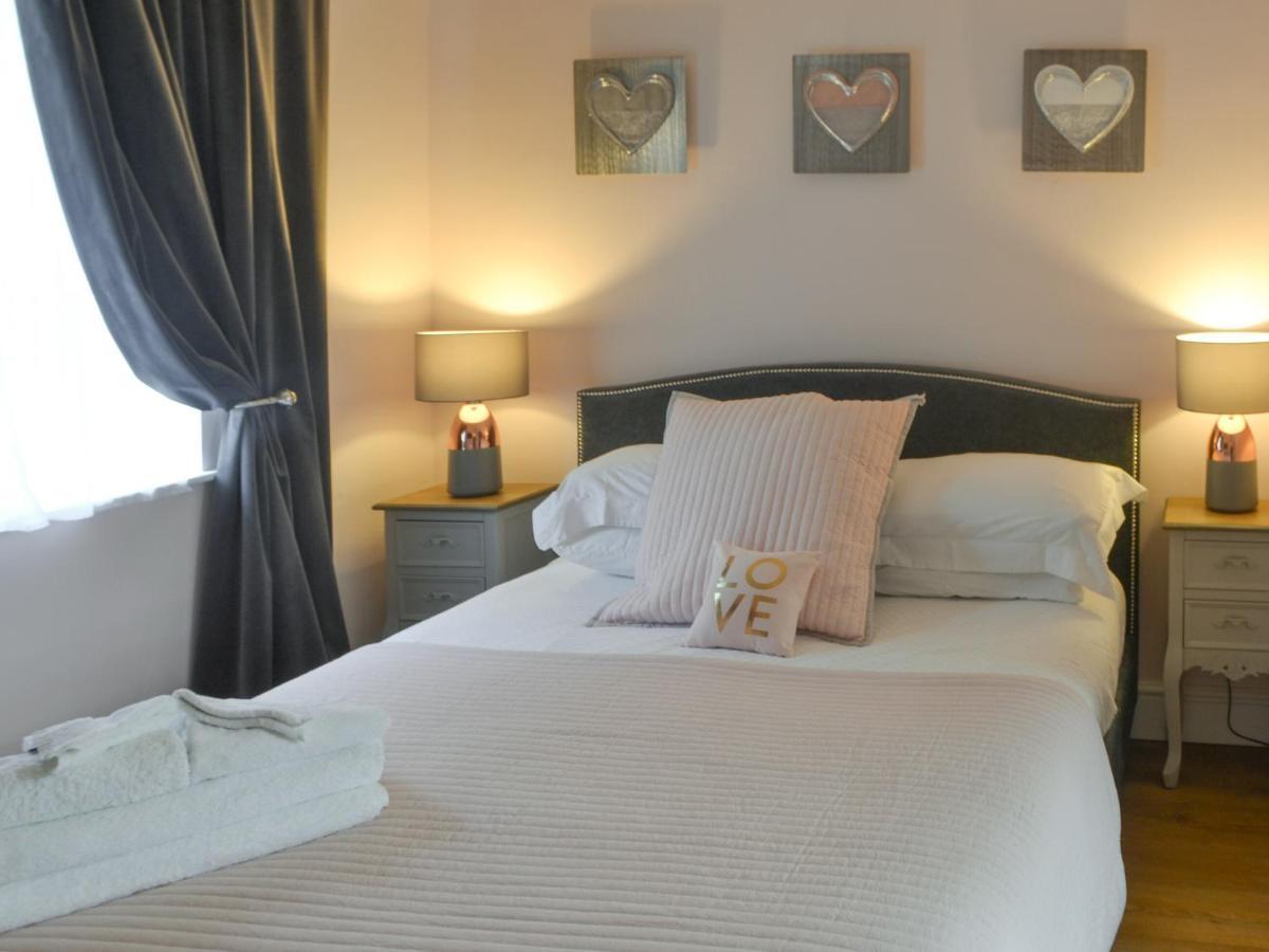 Bluebell Cottage อัล์นวิก ภายนอก รูปภาพ